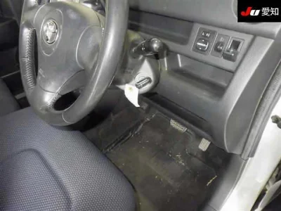 TOYOTA BB