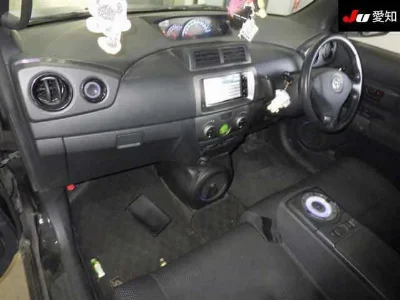 TOYOTA BB