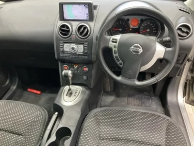 NISSAN DUALIS