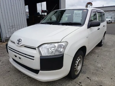 TOYOTA SUCCEED