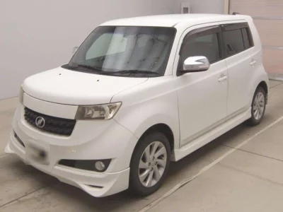 TOYOTA BB
