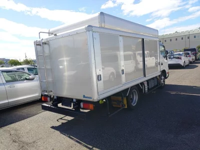 TOYOTA DYNA