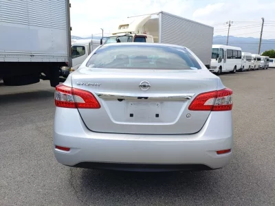 Nissan BLUEBIRD SYLPHY