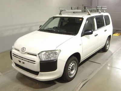 TOYOTA SUCCEED