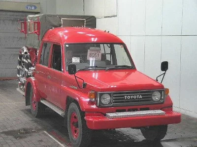 TOYOTA LAND CRUISER