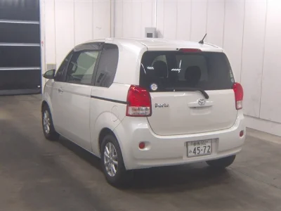 TOYOTA PORTE