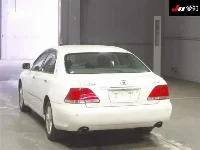 Цена авто Toyota Crown с аукционов Японии, номер кузова GRS182, пробег 197 000, оценка 2