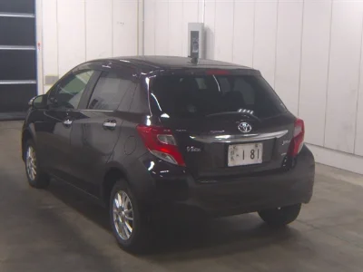 TOYOTA VITZ