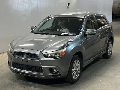 MITSUBISHI RVR