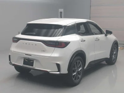 LEXUS LBX