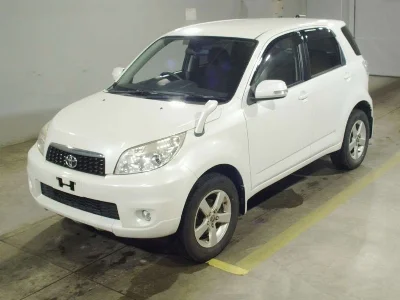 TOYOTA RUSH