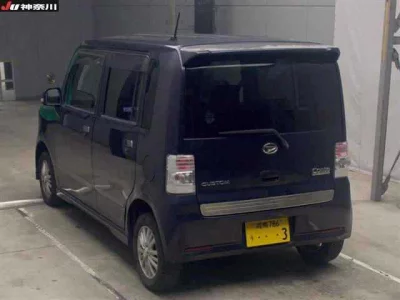 DAIHATSU MOVE CONTE