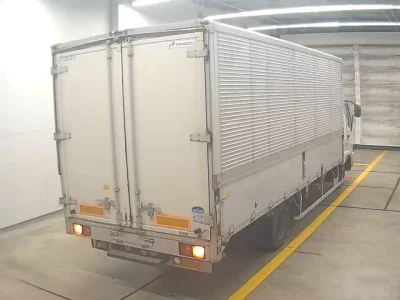 MITSUBISHI FUSO FIGHTER
