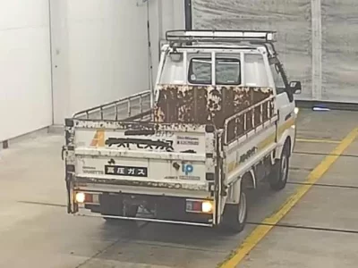 NISSAN VANETTE TRUCK