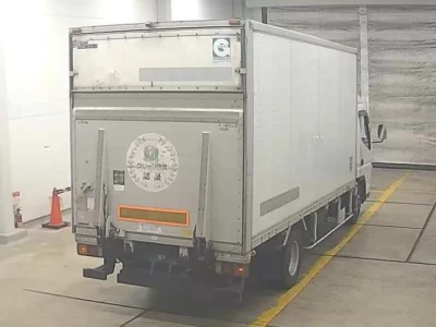 MITSUBISHI CANTER