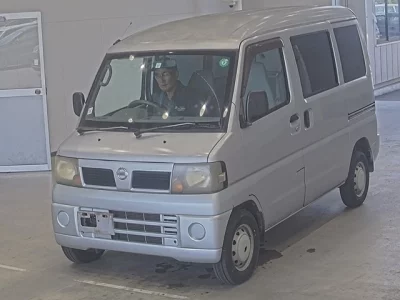 NISSAN CLIPPER