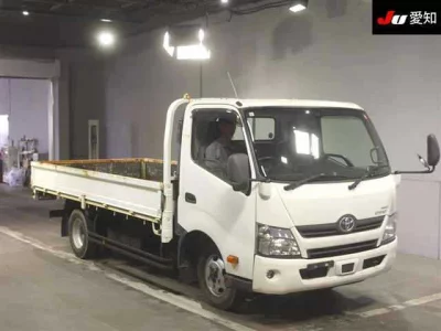 TOYOTA DYNA