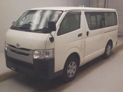 TOYOTA HIACE VAN
