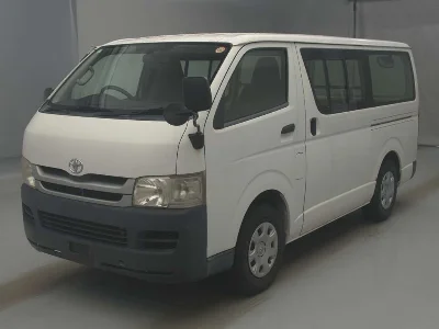 TOYOTA REGIUS VAN