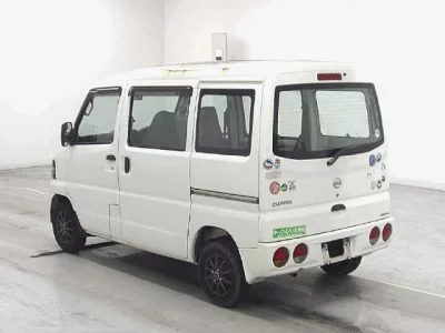 NISSAN CLIPPER VAN
