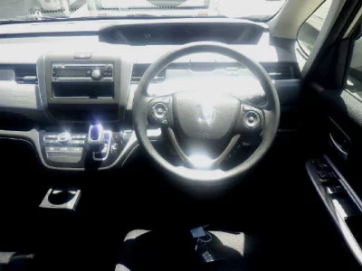HONDA FREED+