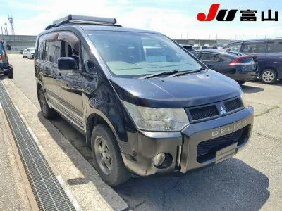MITSUBISHI DELICA D5