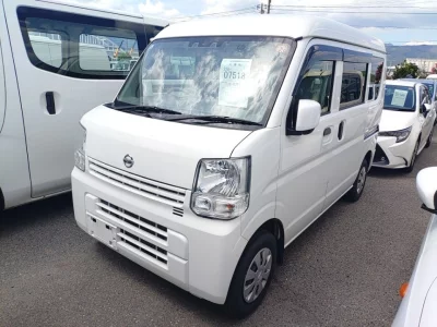 NISSAN CLIPPER VAN