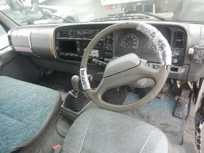 MITSUBISHI CANTER