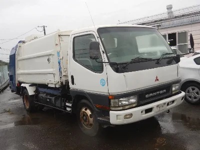 MITSUBISHI CANTER
