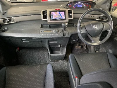 HONDA FREED SPIKE