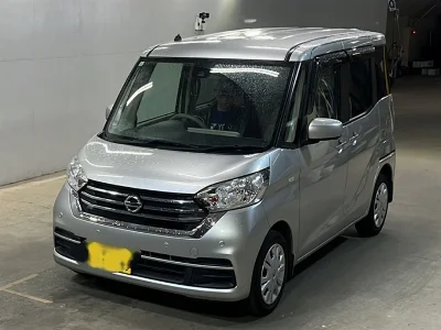 NISSAN DAYZ ROOX