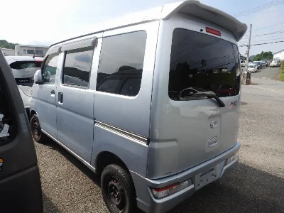DAIHATSU HIJET VAN