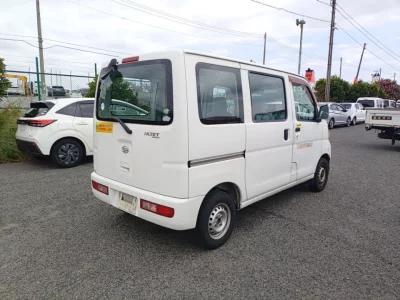 DAIHATSU HIJET VAN