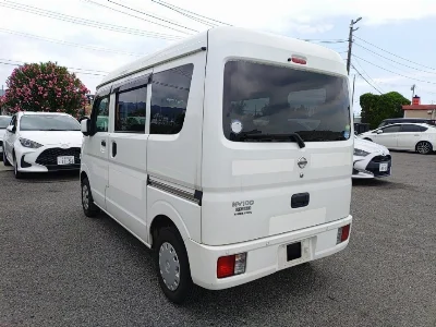NISSAN CLIPPER VAN