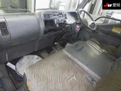 MITSUBISHI CANTER