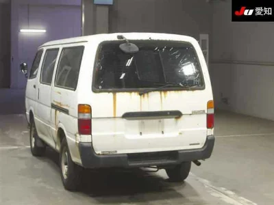 TOYOTA HIACE VAN