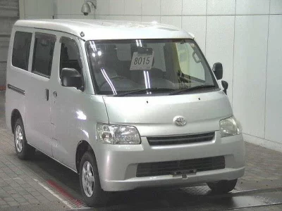 TOYOTA LITE ACE VAN