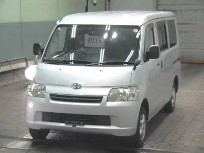 TOYOTA LITE ACE VAN
