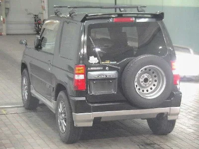 MITSUBISHI PAJERO MINI