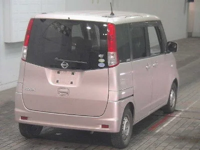 NISSAN ROOX