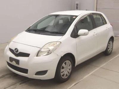 TOYOTA VITZ