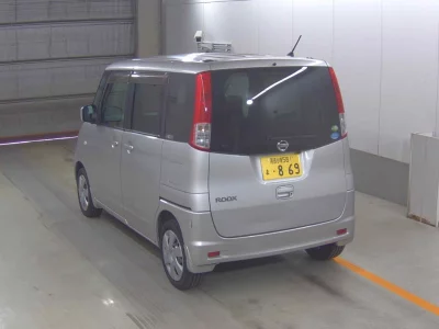 NISSAN ROOX