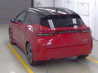 NISSAN AURA
