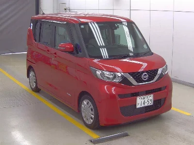 NISSAN ROOX