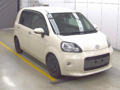TOYOTA PORTE