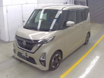 NISSAN ROOX