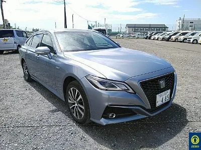 TOYOTA CROWN