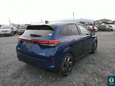 NISSAN AURA
