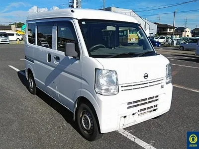 NISSAN CLIPPER VAN