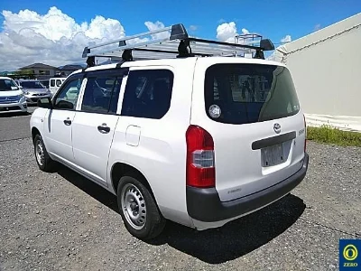 TOYOTA SUCCEED